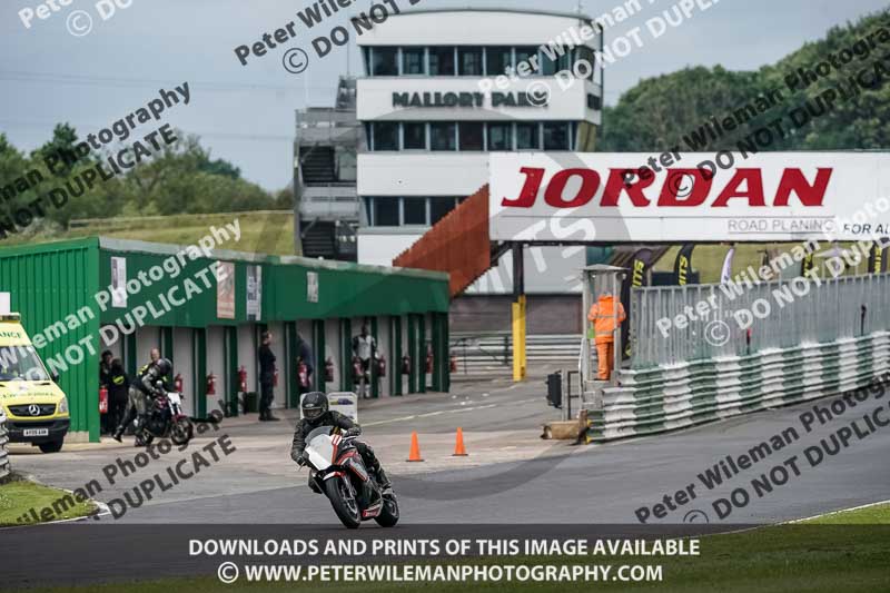 enduro digital images;event digital images;eventdigitalimages;mallory park;mallory park photographs;mallory park trackday;mallory park trackday photographs;no limits trackdays;peter wileman photography;racing digital images;trackday digital images;trackday photos